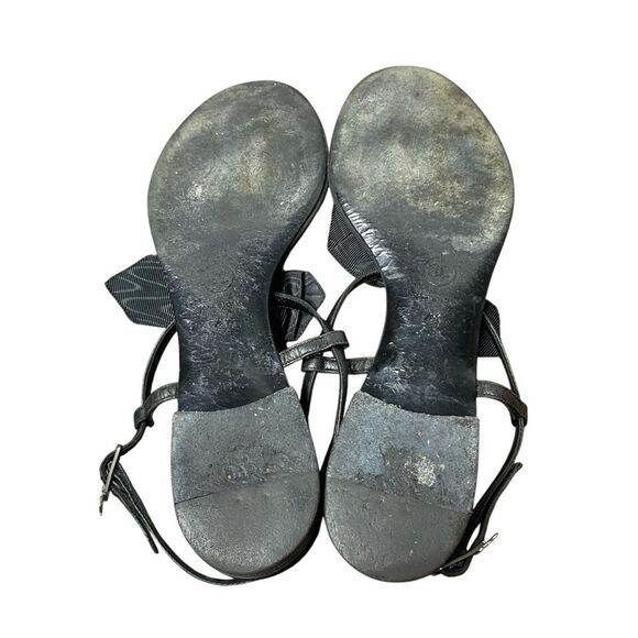CHANEL Interlocking CC Logo Black Leather T Strap Sandals Thong EU 41 Bow Quilt - Picture 8 of 9